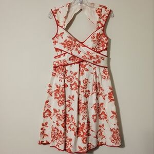 jessica Simpson Sleeveless White/Pink Floral Fit & Flare Heart Neckline Size 8